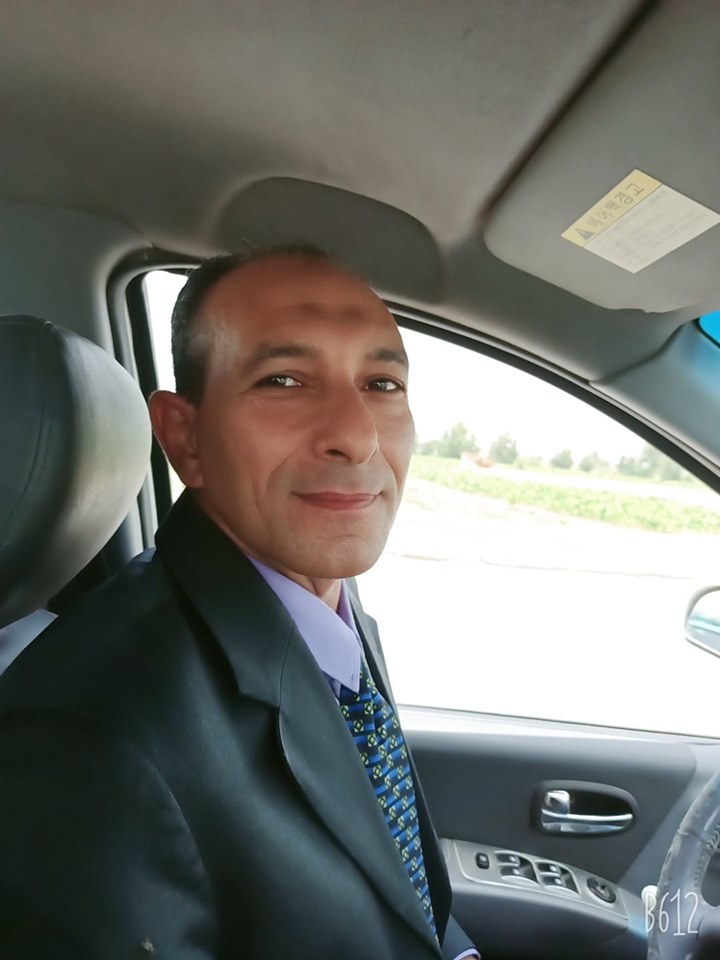 طارق-فى-العربيه1.jpg